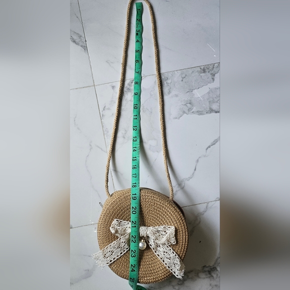 Small Round Summer Purse with Bow - Picture 8 of 10